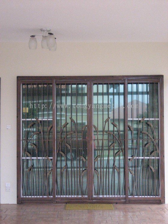 1740960525691y141v_door_27.jpg