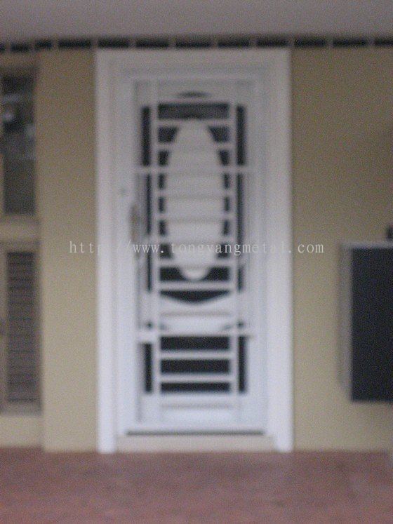 1740960585206qyd2z_door_36.jpg